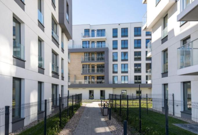 Apartgdansk Luaran gambar